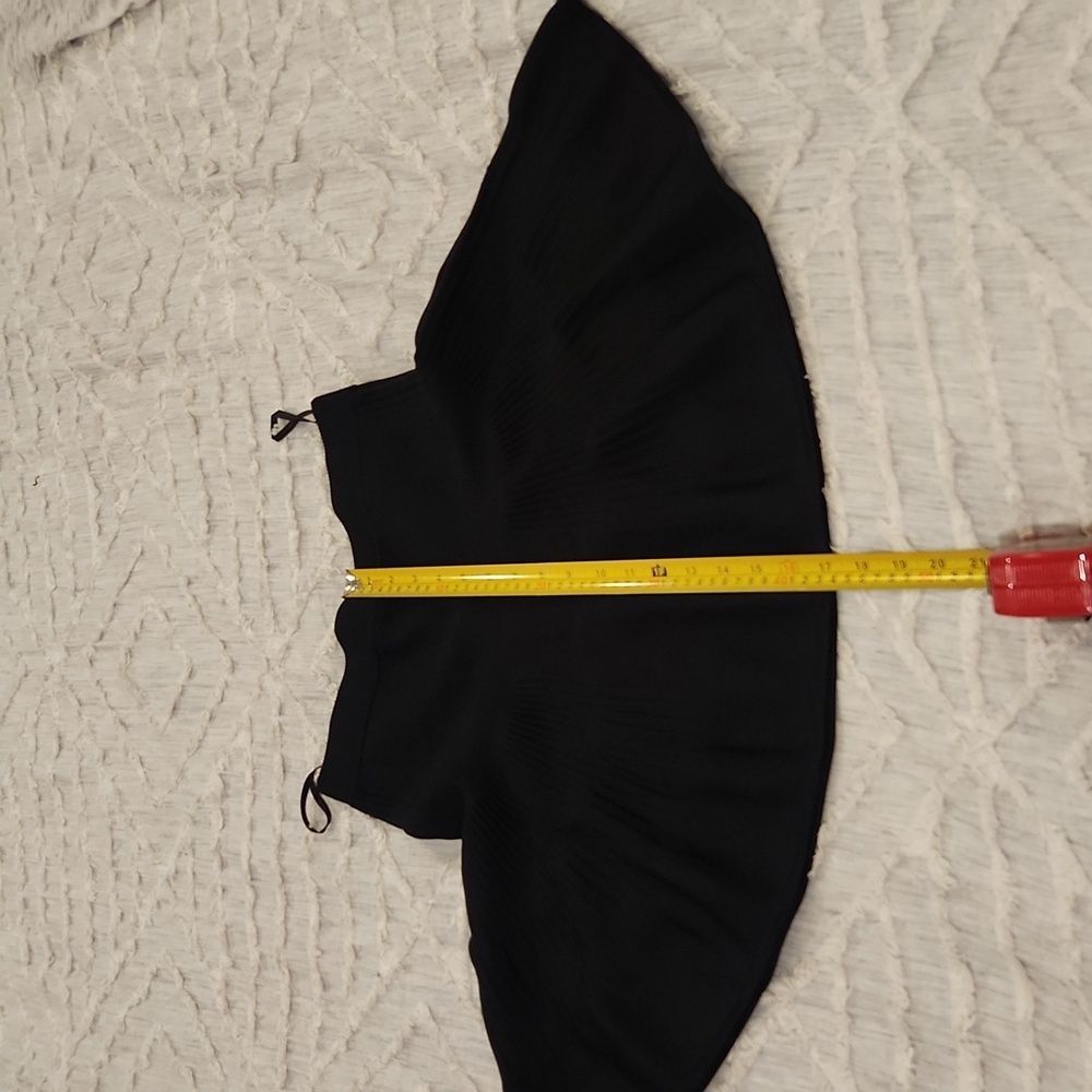 INTERMIX Black Ruffled Skater Mini Skirt Size S! - Picture 7 of 7
